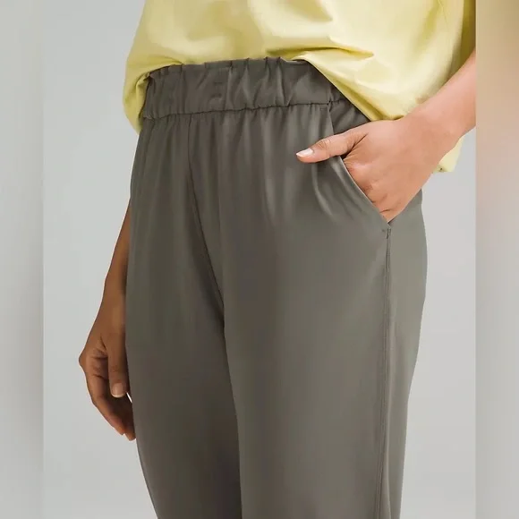 NWT Lululemon Stretch High-Rise Jogger 
Full Length In Grey Sage - Picture 4 of 5